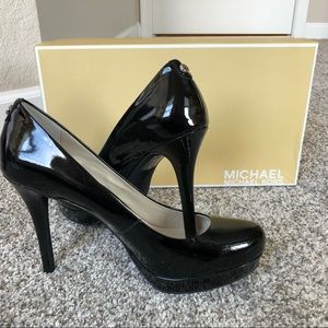 Michael by Michael Kors Patent Black Pumps Sz 8.5